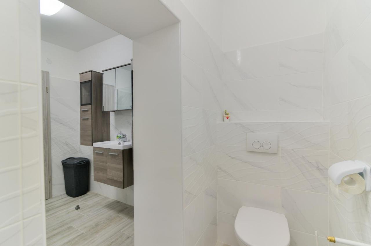Demi II Apartment Senj  Bagian luar foto