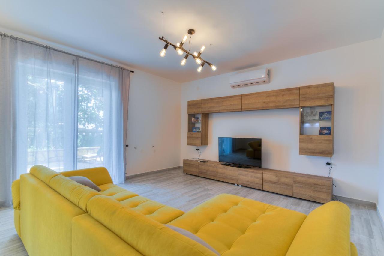 Demi II Apartment Senj  Bagian luar foto