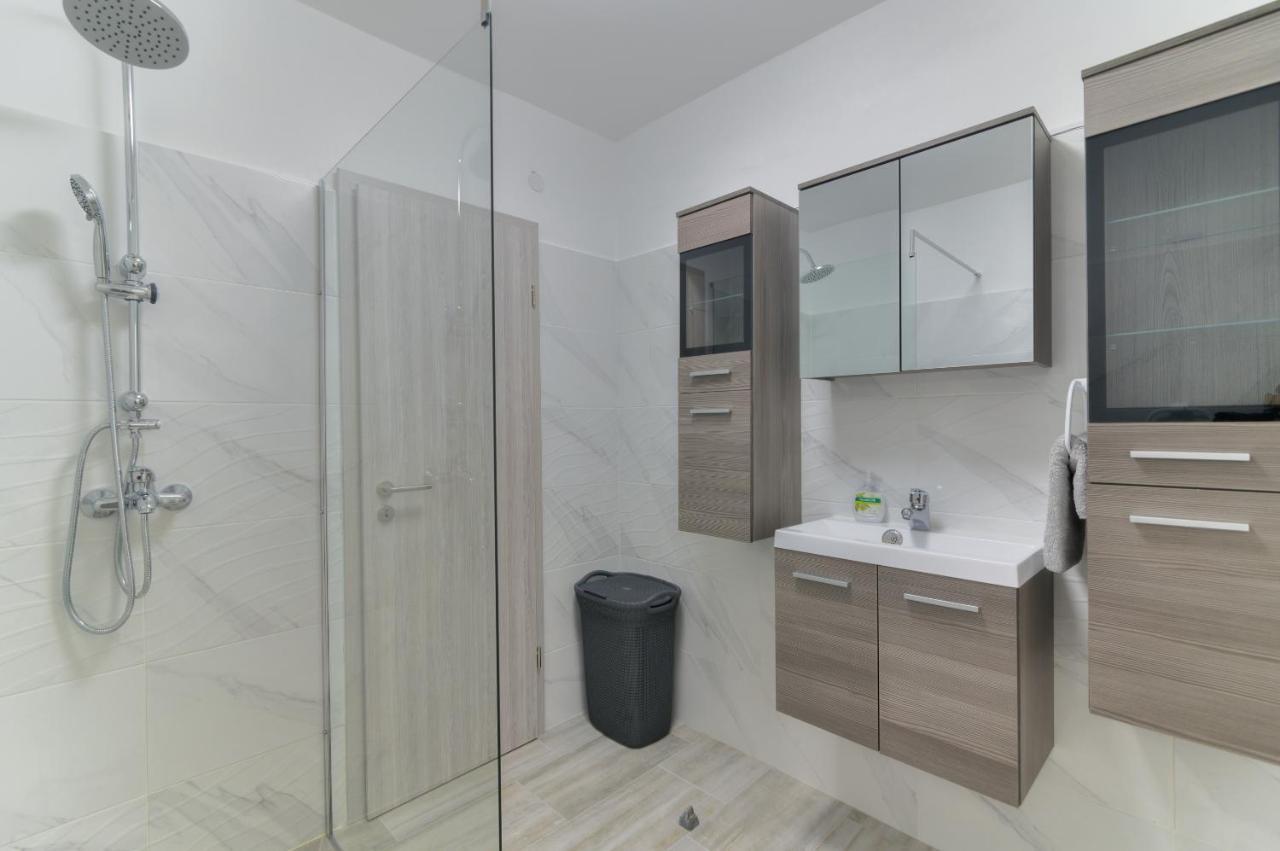 Demi II Apartment Senj  Bagian luar foto